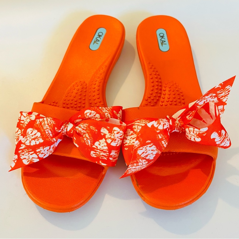 OKA b. Orange Sandals with Bow Detail- Size Medium
